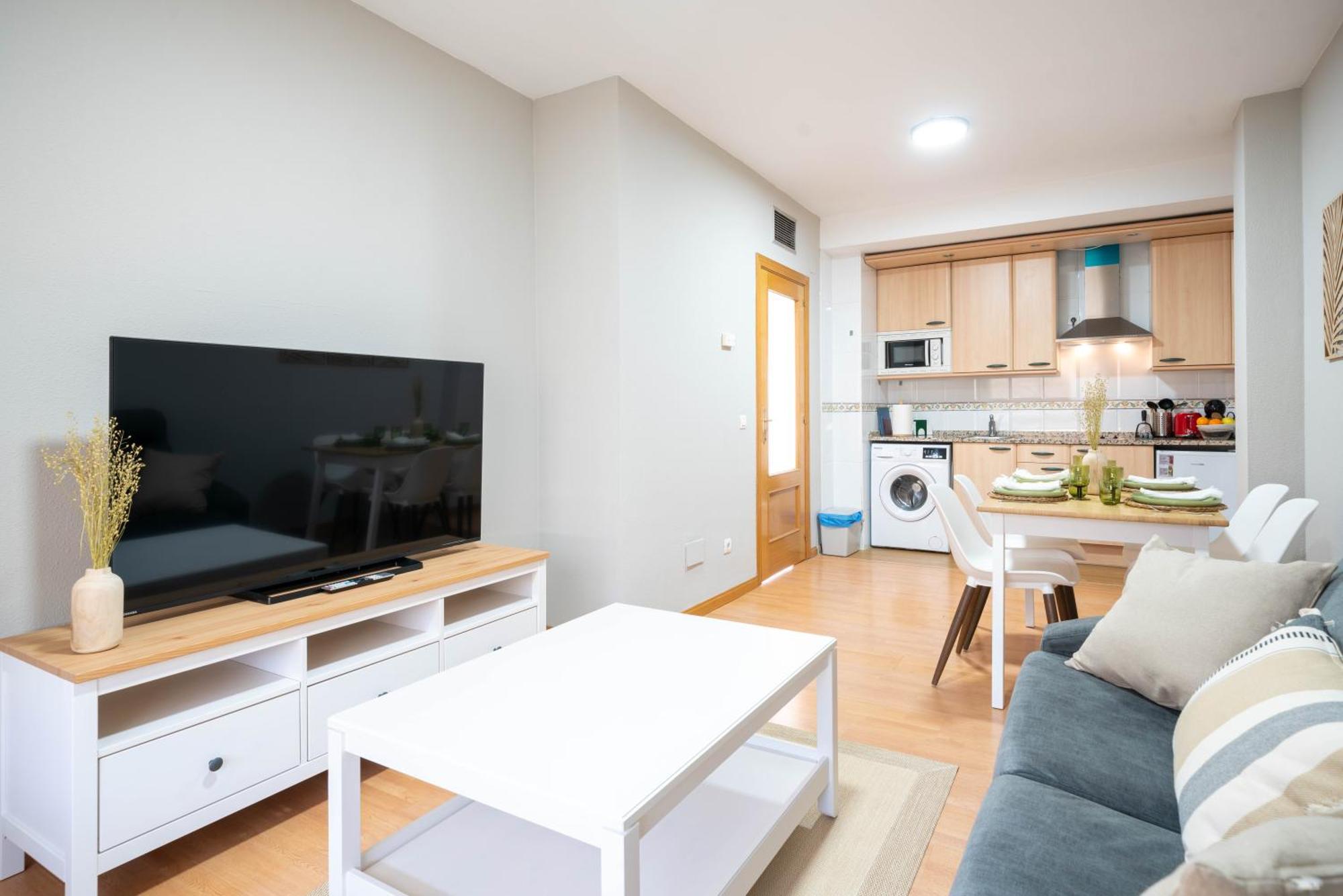 Apartamentos Go Covaresa Parking Gratuito Bajo Disponibilidad Valladolid Luaran gambar