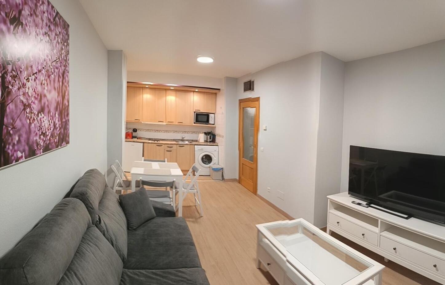 Apartamentos Go Covaresa Parking Gratuito Bajo Disponibilidad Valladolid Luaran gambar